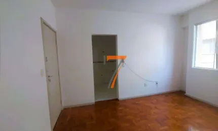 Apartamento com 1 dormitório à venda, 45 m² por R$ 380.000,00 - Centro - Florianópolis/SC