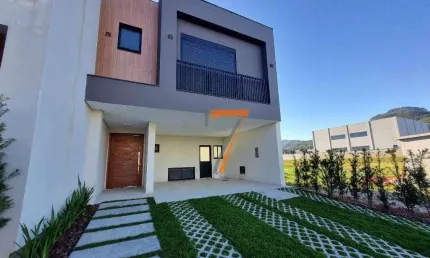 Casa com 3 dormitórios à venda, 199 m² por R$ 1.690.000,00 - Bairro Deltaville - Biguaçu/SC