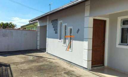 Casa com 3 dormitórios para alugar, 130 m² por R$ 3.600,00/mês - Centro - Biguaçu/SC