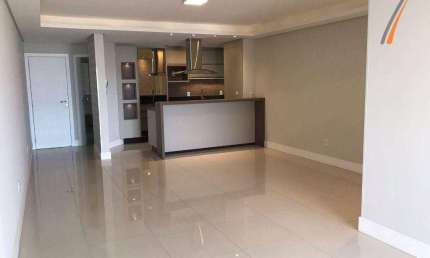 Apartamento com 3 dormitórios para alugar, 106 m² por R$ 6.309,63/mês - Estreito - Florianópolis/SC