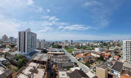 Apartamento com 2 dormitórios para alugar, 70 m² por R$ 3.050,00/mês - Barreiros - São José/SC