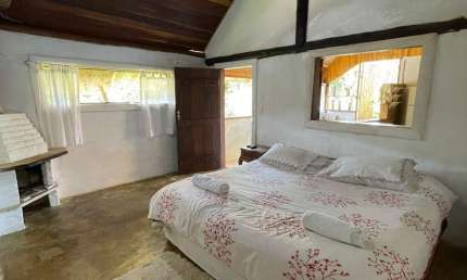 Casa com 1 quarto para alugar na Rua Capitão Luiz Jacinto da Silva, 1980, Centro, Santo Antônio do Pinhal