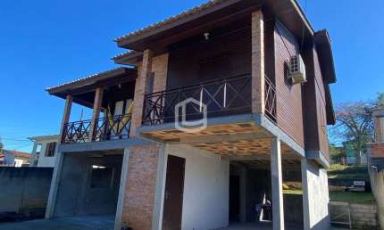 Casa com 3 quartos à venda no Rio Maina, Criciúma 