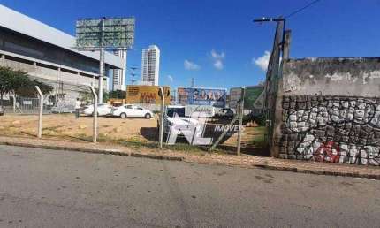 Terreno para alugar, 900 m² por R$ 25.000/mês - Lagoa Nova - Natal/RN