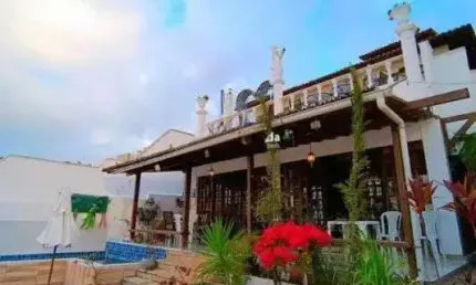 Mansão em ponta negra - vista mar - triplex - 381m² - no lugar mais alto de pont