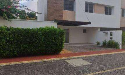 Casa em condomínio fechado com 3 quartos à venda na Rua Lúcia Viveiros, 615, Neópolis, Natal