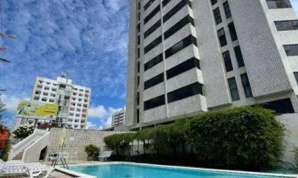 Apartamento com 160m² no Tirol - 3Quartos, suite, com localização estratégica na Av Hermes da Fonseca