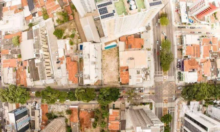 Terreno à venda, 631 m² por R$ 1.200.000 - Petrópolis - Natal/RN