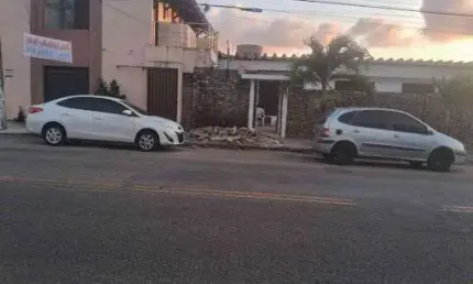 Casa com 5 dormitórios para alugar, 210 m² por R$ 2.500,00/mês - Lagoa Nova - Natal/RN