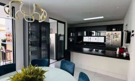 Casa à venda no Condomínio Bosque das Flores, 290 m² por R$ 2.100.000