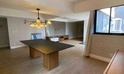 Apartamento com 195m² - 3suites - reformado e com projetados