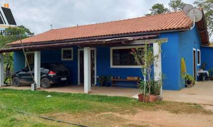 Chácara para Venda em Pinhalzinho, centro, 3 dormitórios, 2 suítes, 3 banheiros