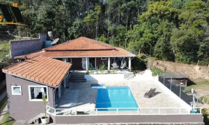 Chácara para Venda em Pinhalzinho, zona rural, 3 dormitórios, 1 suíte, 3 banheiros, 3 vagas