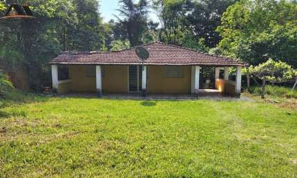 Sítio para Venda em Pedra Bela, centro, 3 dormitórios, 2 suítes, 2 banheiros