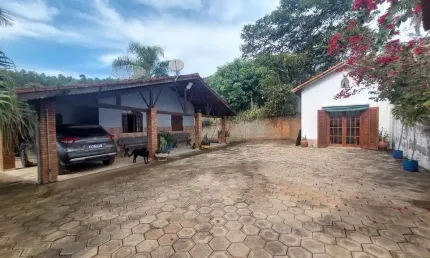 Chácara para venda, zona rural, 3 dormitórios, 1 suíte, 3 banheiros