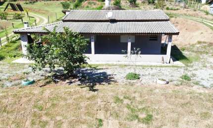 Chácara para Venda em Pedra Bela, zona rural, 2 dormitórios, 1 suíte