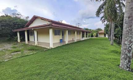 Chácara para Venda em Pinhalzinho, zona rural, 6 dormitórios, 2 suítes, 5 banheiros