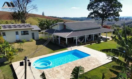 Chácara para Venda em Pedra Bela, zona rural, 4 dormitórios, 1 suíte, 3 banheiros, 2 vagas