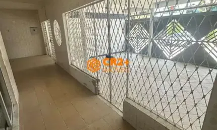 Casa á Venda com 300m² 4 Quartos e 1 Suíte, no Ipsep.
