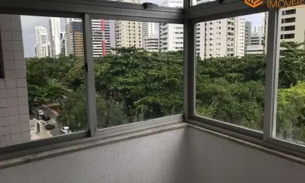 Vendo apartamento 03 quartos, 01 suíte, 01 vaga de garagem em Boa Viagem.