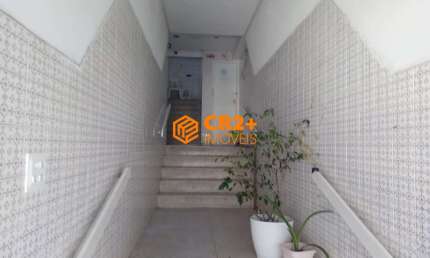 Vendo Sala, em Prédio Comercial 215m² c/ 7 Salas e 3 WC em Boa viagem. Pode ser