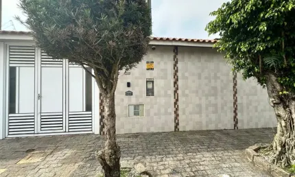 Casa com 3 quartos à venda na Rua Íris, 226, Jardim Real, Praia Grande