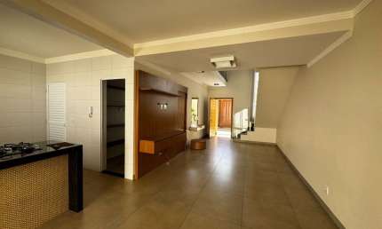 Sobrado com 3 dormitórios à venda, 148 m² por R$ 689.000,00 - Recanto das Flores - Ribeirão Preto/SP
