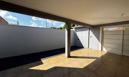 Casa com 2 quartos à venda na Rua Francisco Navarro, 786, Recanto das Flores, Ribeirão Preto
