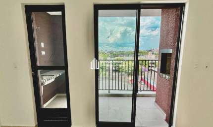 Apartamento com 2 quartos à venda na Avenida Marechal Floriano Peixoto, 1212, Rebouças, Curitiba por R$ 585.000