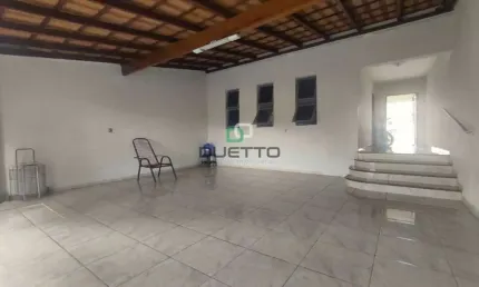 Casa com 3 quartos à venda no São Vitor, Americana 