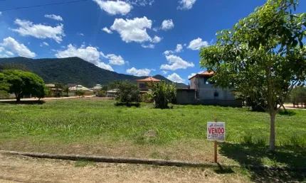Lote 450m² condomínio frente ao mar de Jaconé, Marica.