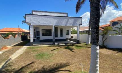 Casa com 3 quartos à venda no Cordeirinho, Maricá 