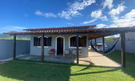 Excelente oportunidade!! Casa 02 quartos Condomínio frente ao mar de Jaconé, Maricá.