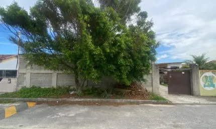 Oportunidade!! lote 480m² murado 100mts do mar de cordeirinho maricá