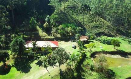 Chácara para Venda em Rio Branco do Sul, Ribeirinha das Três Barras, 3 dormitórios, 2 banheiros, 2 vagas