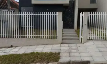 Sobrado para Venda em Campo Largo, Jardim das Palmas, 3 dormitórios, 1 banheiro, 3 vagas