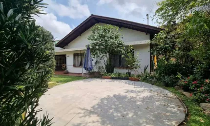 Casa com 137,86m² e terreno com 498m² à venda no bairro Vila Nova em Jaraguá do Sul