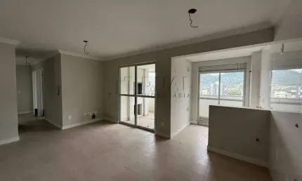 Apartamento à venda, 2 quartos, 1 suíte, 2 vagas, Centro - Jaraguá do Sul/SC