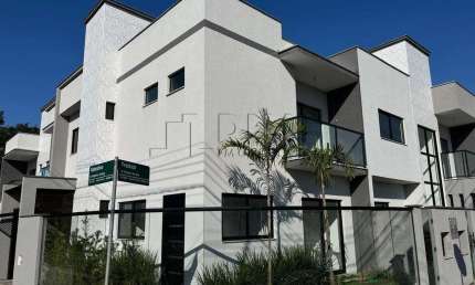 Geminado Sobrado com 125,63m² à venda no bairro Três Rios do Norte em Jaraguá do Sul.