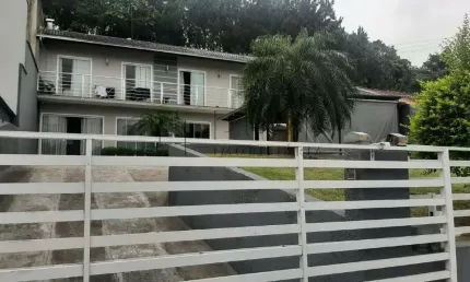Casa no bairro Tifa Martins com 2 unidades residenciais
