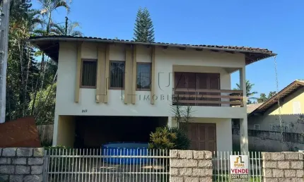 Casa à venda, 2 quartos, 1 suíte, 2 vagas, Czerniewicz - Jaraguá do Sul/SC