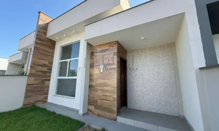 Casa Térrea Nova à Venda | 3 Quartos | Moderna, Ventilada e Localização em Valorização