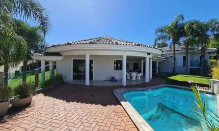 Casa à venda, 1 quarto, 3 suítes, 3 vagas, Jaraguá Esquerdo - Jaraguá do Sul/SC