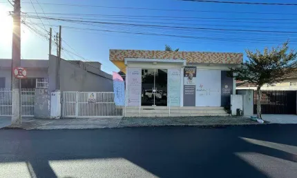 Casa à venda, 4 quartos, 1 suíte, 5 vagas, Centro - Jaraguá do Sul/SC