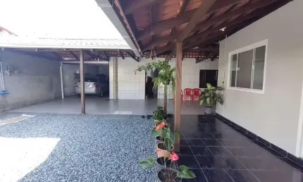 Casa à venda, 3 quartos, 2 vagas, Ilha da Figueira - Guaramirim/SC