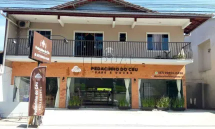 Sobrado residencial e comercial no bairro Tifa Martins