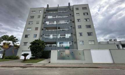 Apartamento com Suíte + 1 Dormitório, Sacada com Churrasqueira e Lazer Completo | Bairro Tranquilo e Próximo ao Centro
