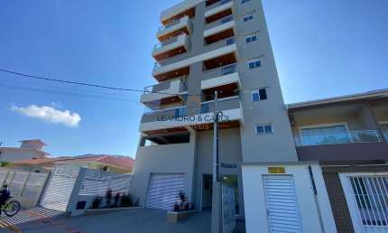 Apartamento com 2 quartos para alugar na Rua Airton Senna, Centro, Imbituba