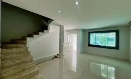 Casa com 3 quartos à venda na Rua Antônio Basil Schroeder, 1, Barreiros, São José