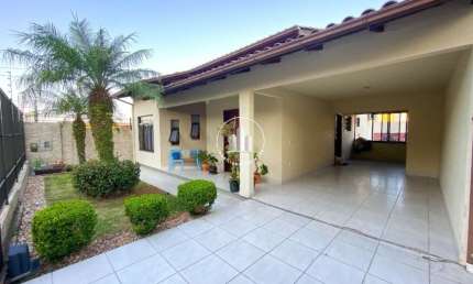 Casa com 4 quartos à venda na Rua Elis Regina, 1, Areias, São José